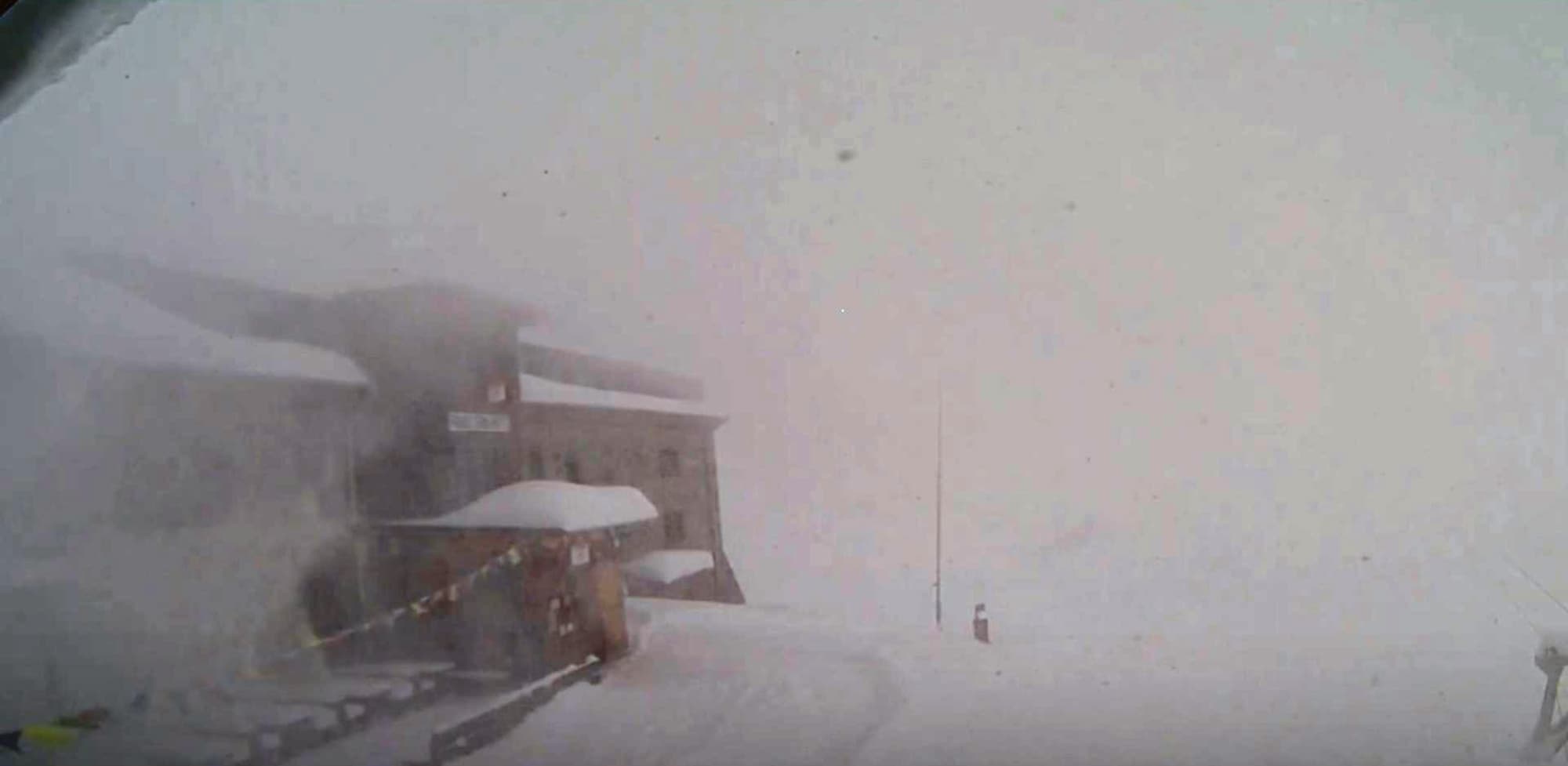 This image is a screen grab of the video supplied titled NewsX-AustriaAvalanche-01.mp4: Footage shows a massive avalanche engulfing ski lodge in Franz Senn Hut, Austria on Saturday, Feb. 21, 2026.(Clipzilla)